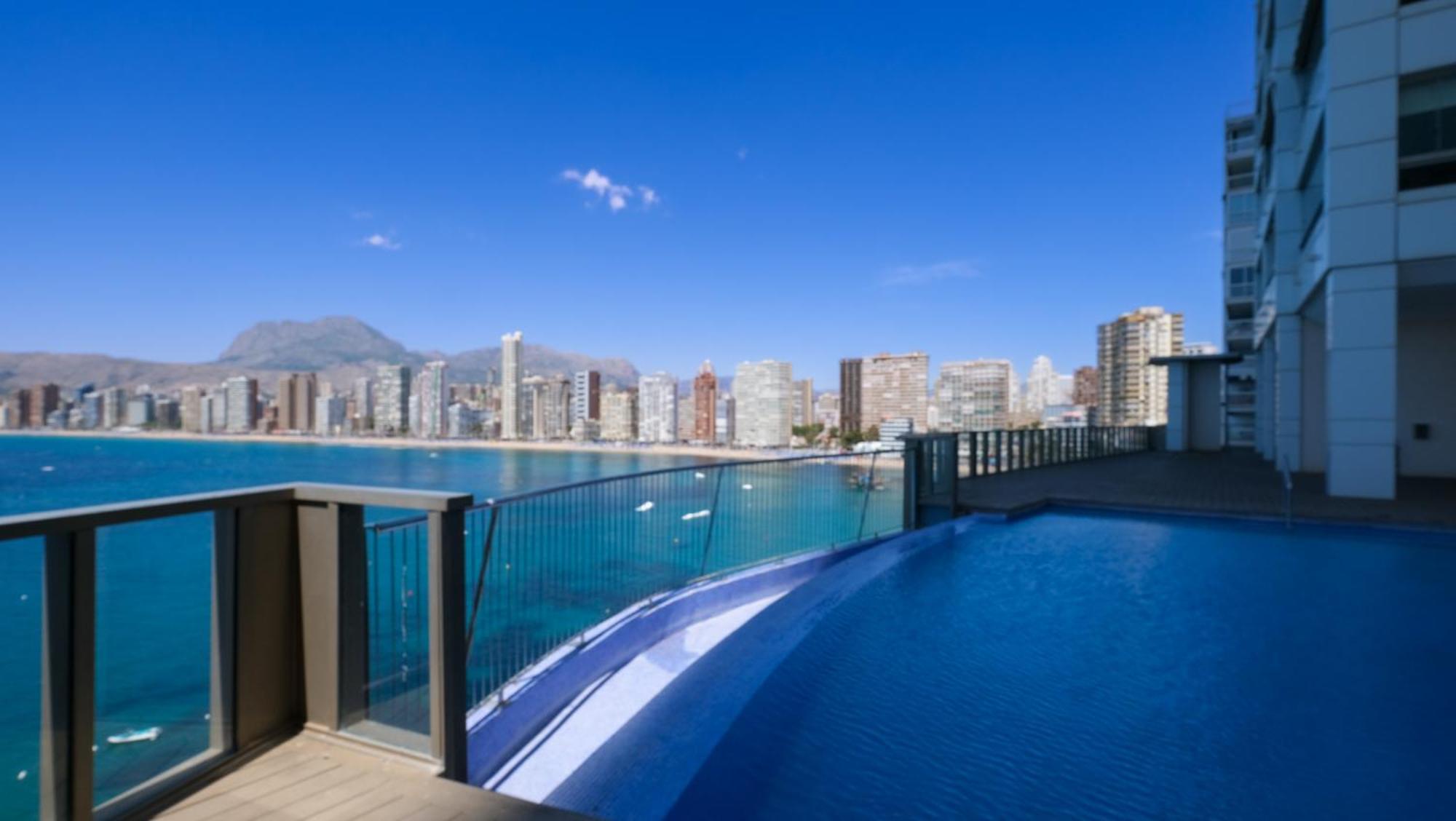 Gemelos 28 Balcon Al Mediterraneo Бенидорм Экстерьер фото