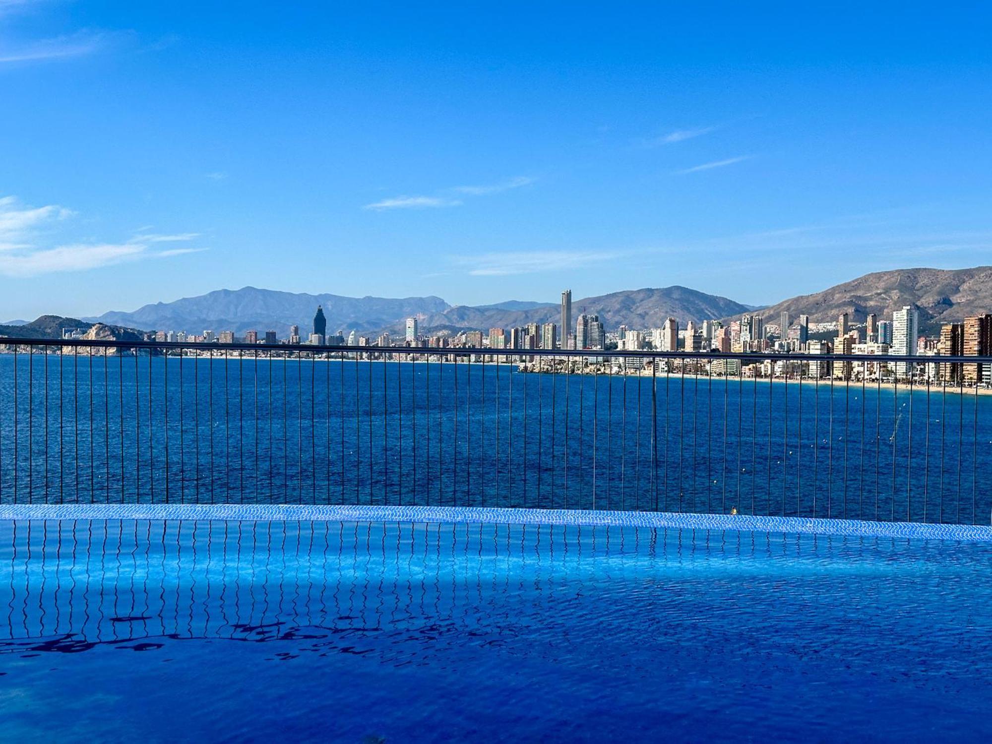 Gemelos 28 Balcon Al Mediterraneo Бенидорм Экстерьер фото